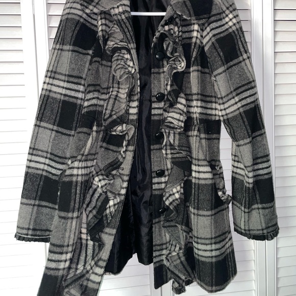 Long Winter Trench Coat - Picture 4 of 5